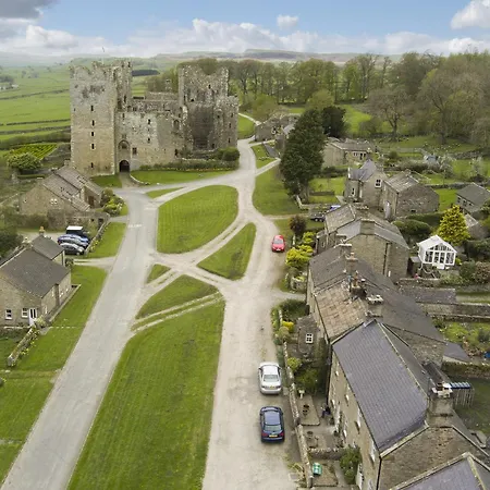 Lawsons Studio * Redmire